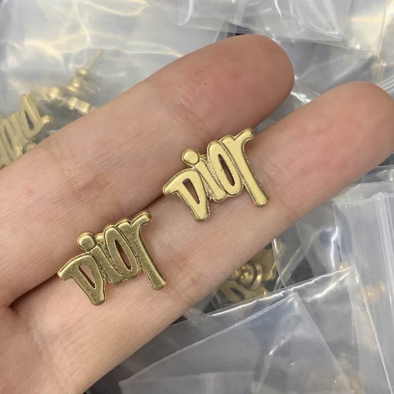 Dior Earring 03lyr108